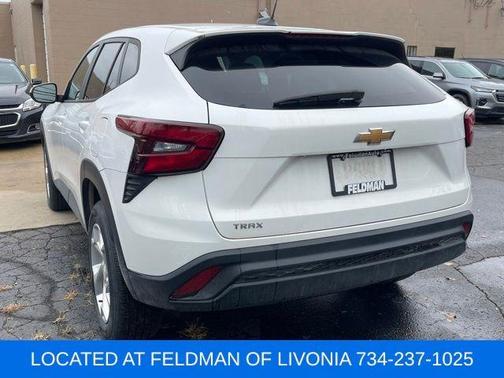 2024 Chevrolet Trax LS