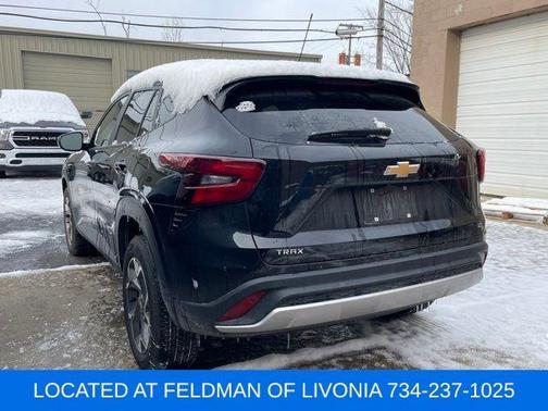 2025 Chevrolet Trax LT