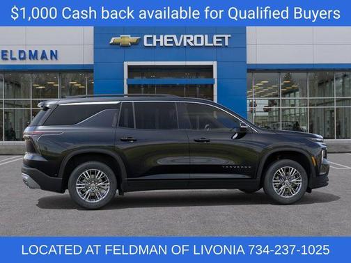 Mosaic Black Metallic 2026 Chevrolet Traverse LT