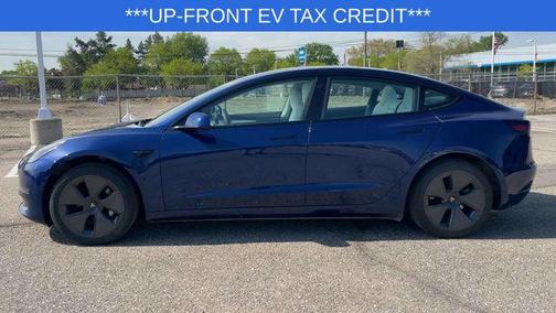 2023 Tesla Model 3 Base