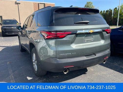 2023 Chevrolet Traverse LT Cloth