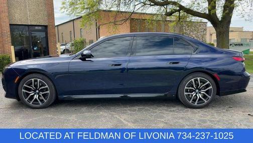 Tanzanite Blue II Metallic 2024 BMW 740 i xDrive