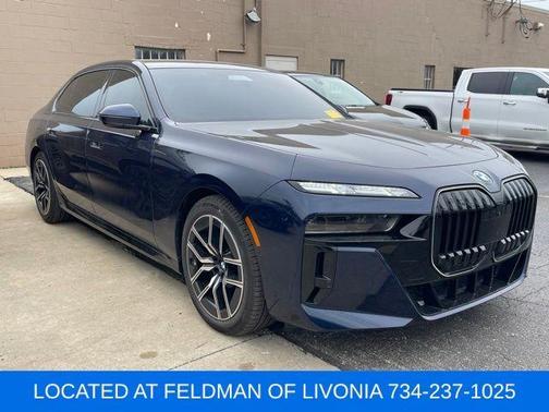 Tanzanite Blue II Metallic 2024 BMW 740 i xDrive