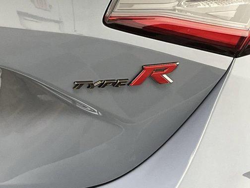 Sonic Gray Pearl 2024 Honda Civic Type R FWD