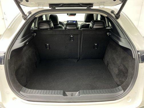Snowflake White Pearl Mica 2024 Mazda CX-30 2.5 Turbo Premium Package