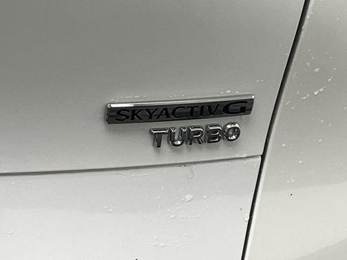 Snowflake White Pearl Mica 2024 Mazda CX-30 2.5 Turbo Premium Package