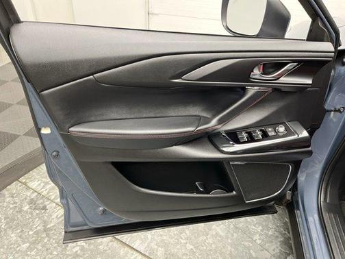 2023 Mazda CX-9 Carbon Edition