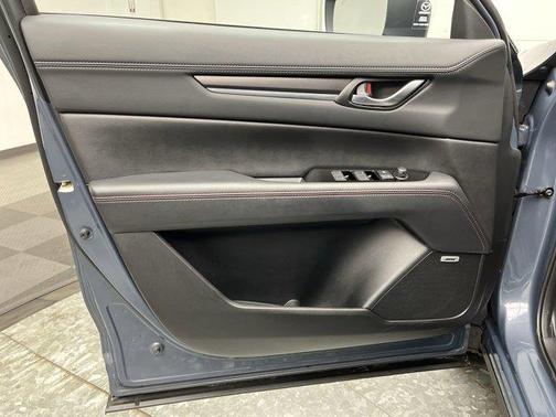 2024 Mazda CX-5 Carbon Edition