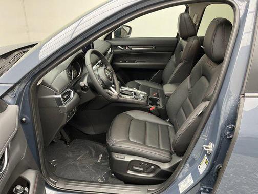 2025 Mazda CX-5 Carbon Edition