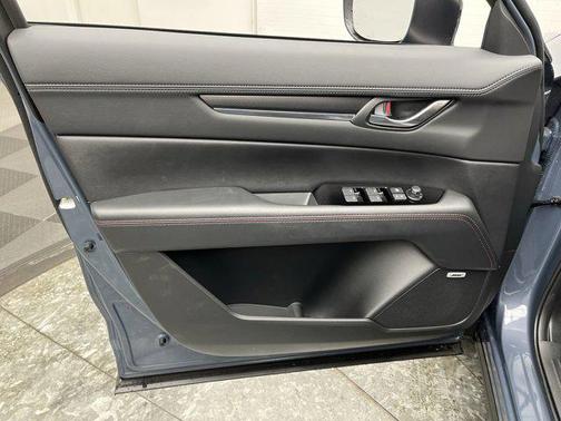 2025 Mazda CX-5 Carbon Edition