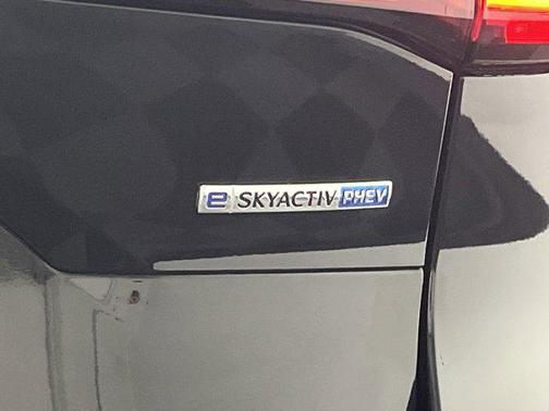 2024 Mazda CX-90 PHEV Premium