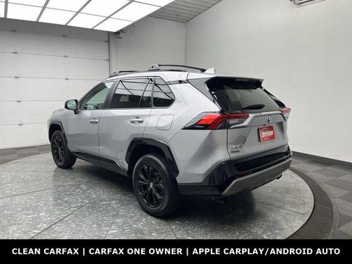 2024 Toyota RAV4 Hybrid SE