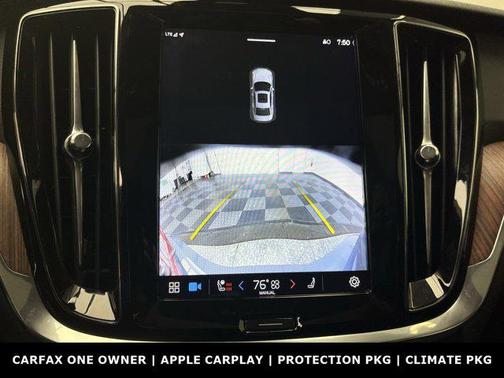 2024 Volvo S60 B5 Plus Dark Theme