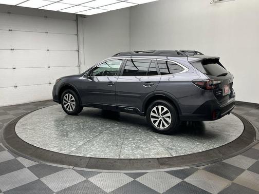 Magnetite Gray Metallic 2022 Subaru Outback Premium