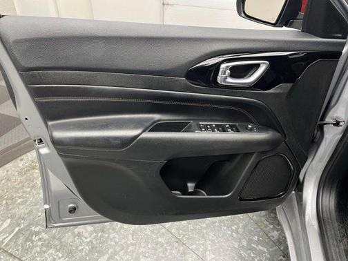 2023 Jeep Compass (RED) Edition 4x4