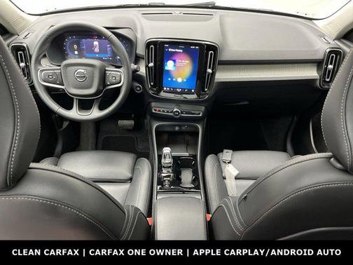 2025 Volvo XC40 B5 Plus Dark Theme