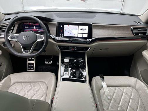 2024 Volkswagen Atlas 2.0T SEL Premium R-Line 4MOTION