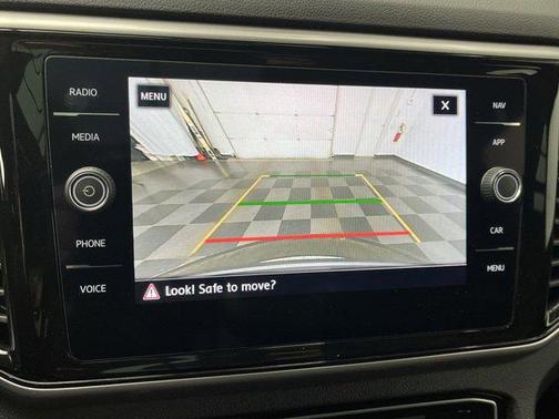 2020 Volkswagen Atlas Cross Sport 3.6L V6 SEL Premium R-Line