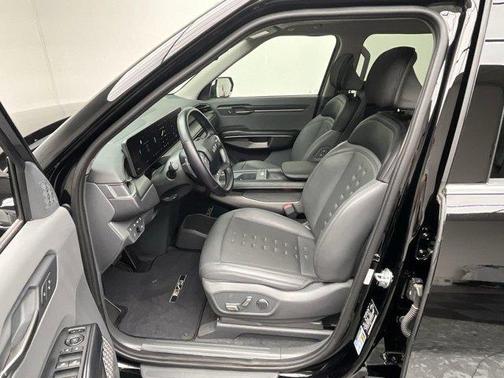 2024 Kia EV9 Wind