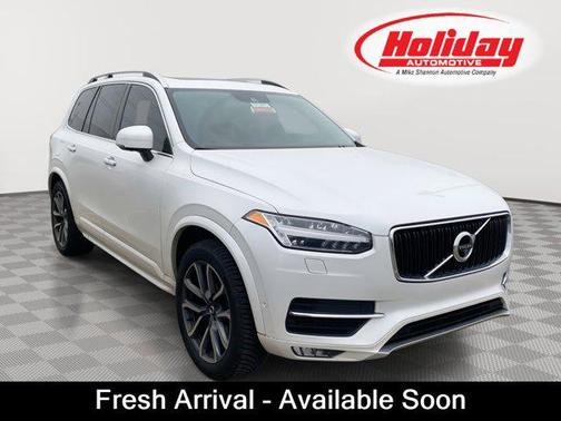 2019 Volvo XC90 T5 Momentum