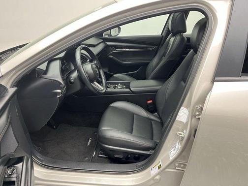 2025 Mazda Mazda3 FWD w/Preferred Package