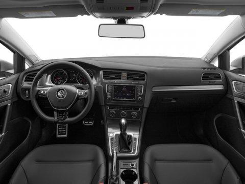 2017 Volkswagen Golf Alltrack TSI S
