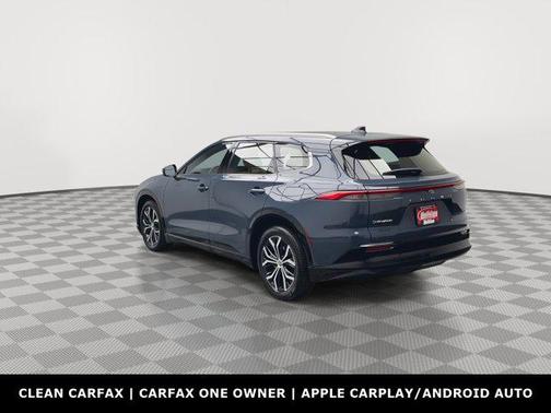 2025 Toyota Crown Signia XLE