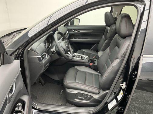 2025 Mazda CX-5 Carbon Edition