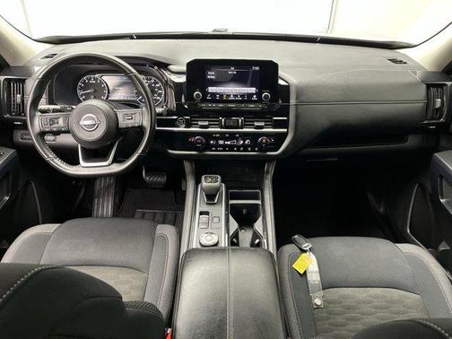 2024 Nissan Pathfinder SV 4WD