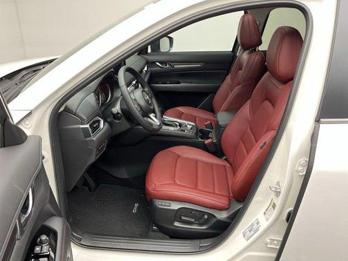 2025 Mazda CX-5 Carbon Edition