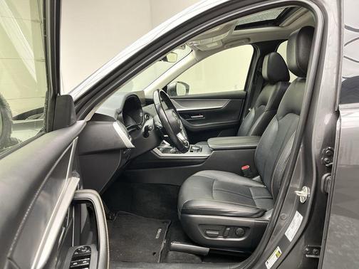 Machine Gray Metallic 2024 Mazda CX-90 3.3 Turbo Preferred Plus