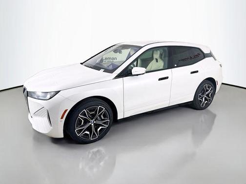 Mineral White Metallic 2026 BMW iX xDrive45