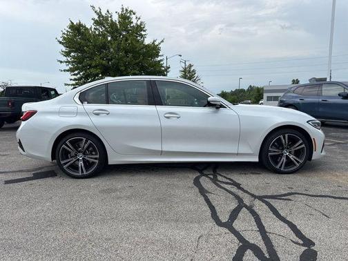 2022 BMW 330 xDrive