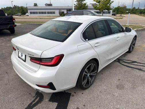 2022 BMW 330 xDrive