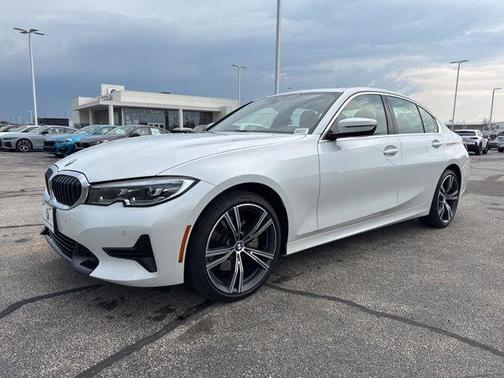 2022 BMW 330 xDrive