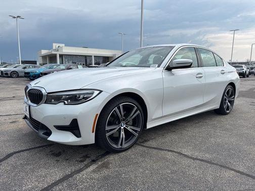 2022 BMW 330 xDrive