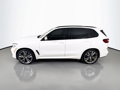 2023 BMW X5 M50i