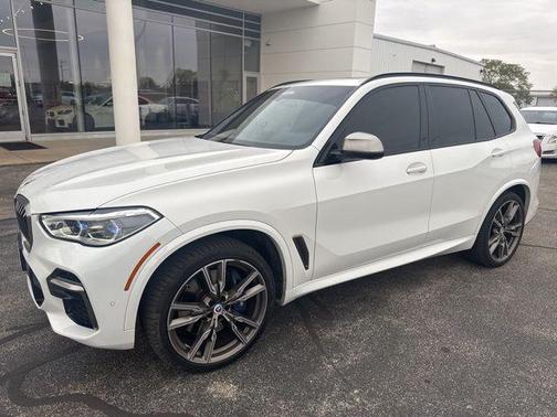 2023 BMW X5 M50i