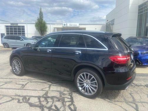 Black 2018 Mercedes-Benz GLC 300 4MATIC