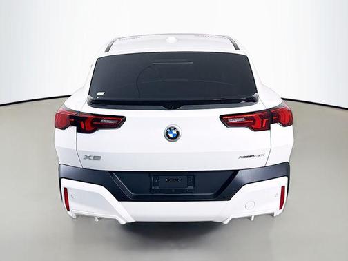 2025 BMW X2 xDrive28i