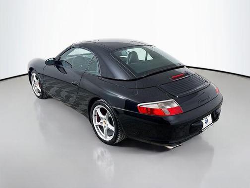 2002 Porsche 911 Carrera 4