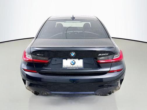 2022 BMW 330 xDrive