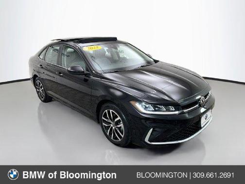 Deep Black Pearl 2025 Volkswagen Jetta 1.5T SE