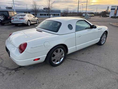 2002 Ford Thunderbird Base