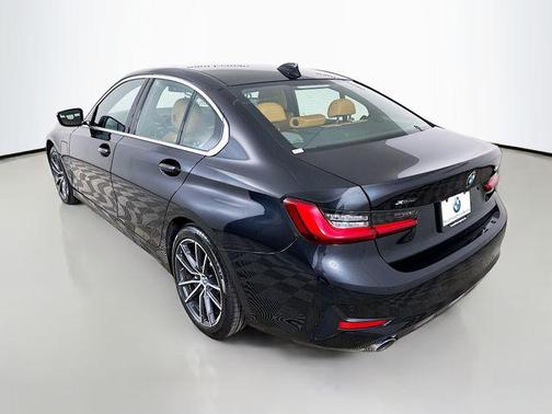2021 BMW 330e Base