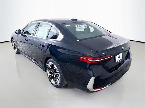 2025 BMW 530 xDrive