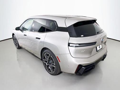 2026 BMW iX xDrive45