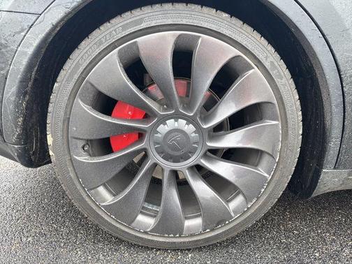 2023 Tesla Model Y Performance Dual Motor All-Wheel Drive