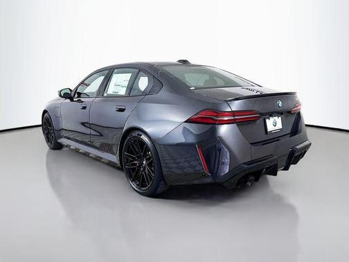 Dark Graphite Metallic 2026 BMW M5 Base