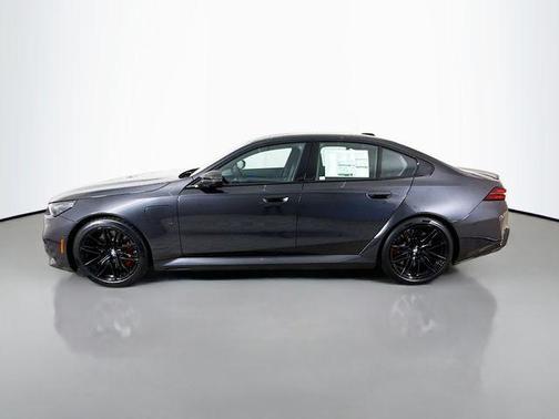 Dark Graphite Metallic 2026 BMW M5 Base